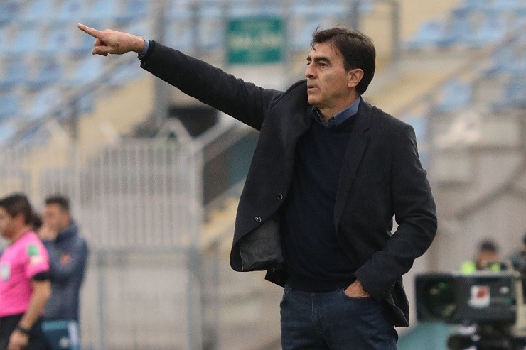 Quinteros no quedó para nada contento con la sanción | Foto: Agencia Uno 