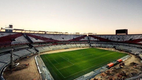 Así luce la cancha del Estadio Monumental a 21 años del partido que jugó aquí Cruz Azul.