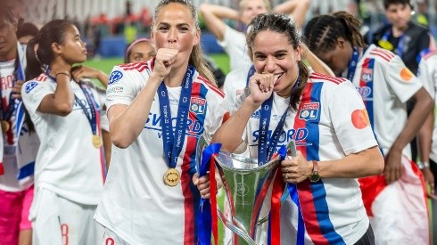 Lyon campeón: ocho títulos, una futura mamá y una DT que hizo historia