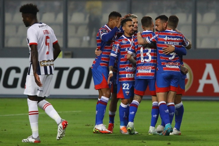 Fortaleza ganando o igualando consigue avanzar | Foto: Getty Images 