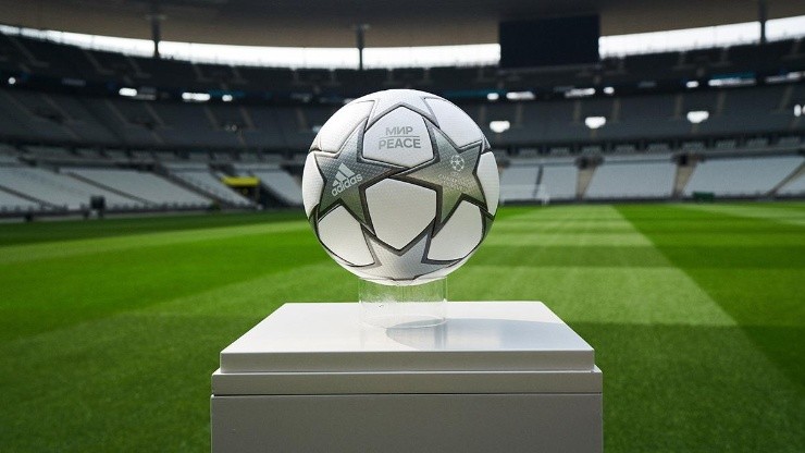 El balón para la final de la UEFA Champions League 2021/2022