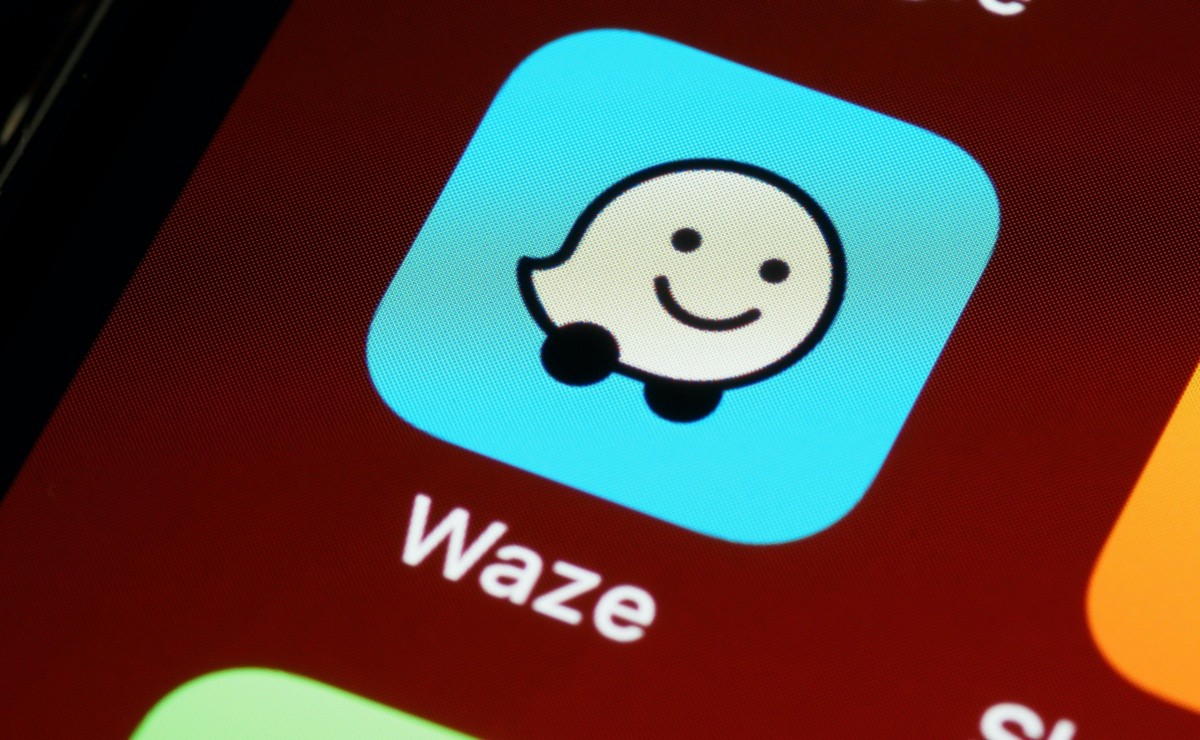 Waze ermöglicht die Integration mit Apple Music, um unterwegs Musik abzuspielen