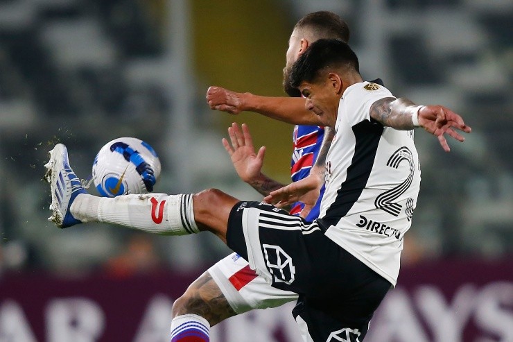 Colo Colo cayó ante Fortaleza en casa | Foto: Getty Images 