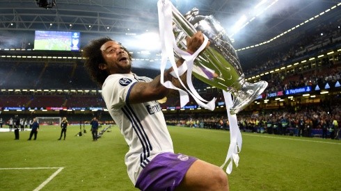 Marcelo of Real Madrid celebrates with the 2016-17 Champions League trophy. (Getty)