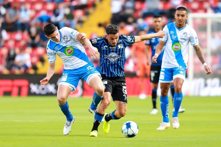 Puebla jugó siete minutos con nueve extranjeros en el campo (Imago 7).