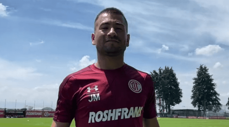 Jean Meneses en sus primeros entrenamientos con Toluca