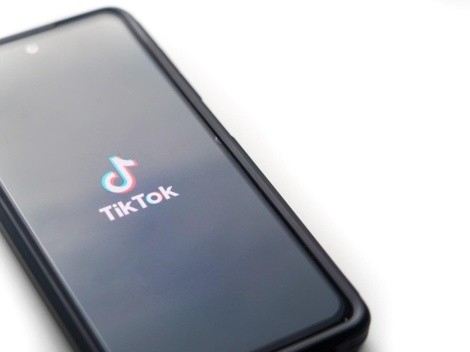 TikTok testa nova configuração para deixar o feed com o visual mais limpo