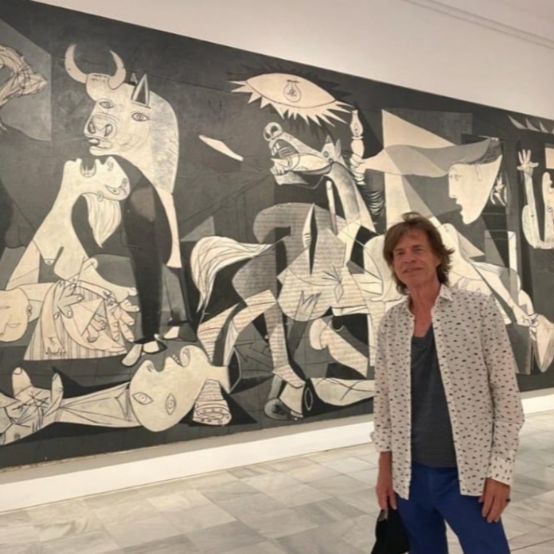 Mick Jagger se tomó una foto prohibida en España y desató una polémica mundial