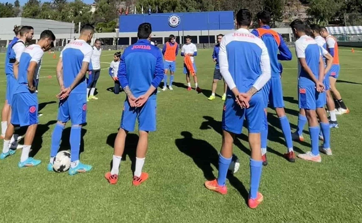 Diego Aguirre wykluczy pięciu graczy Cruz Azul pierwszego dnia