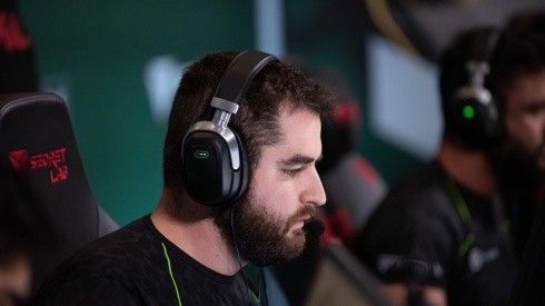 FalleN, lenda brasileira do Counter-Strike, é embaixador da área Gamer no UcconX