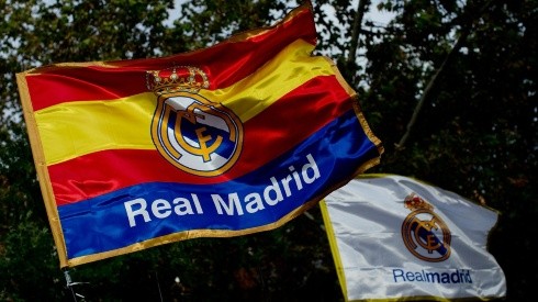 Real Madrid logo.