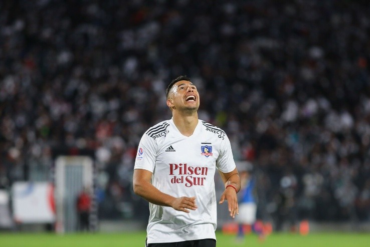 Morales vuelve a ser un problema para Colo Colo | Foto: Agencia Uno 