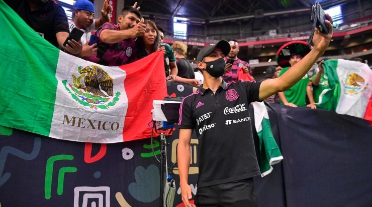 Uriel Antuna se queda con el Tri. (Imago 7)