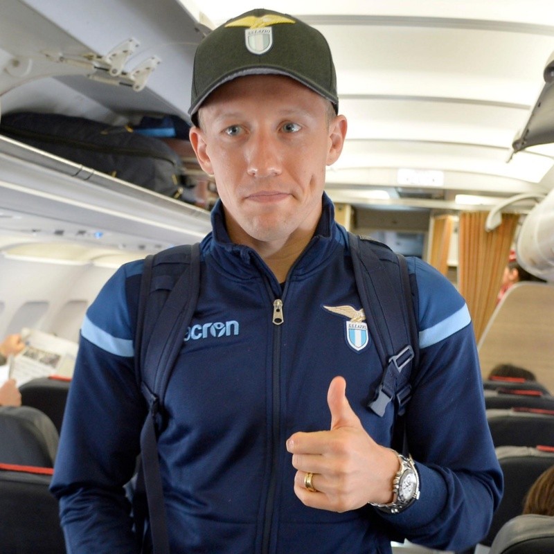 Lucas Leiva informa salário para fechar com o Grêmio, que tem concorrência