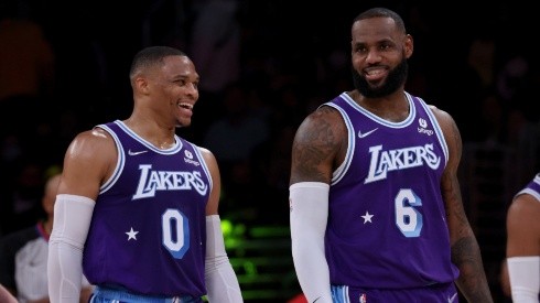 Russell Westbrook y LeBron James.