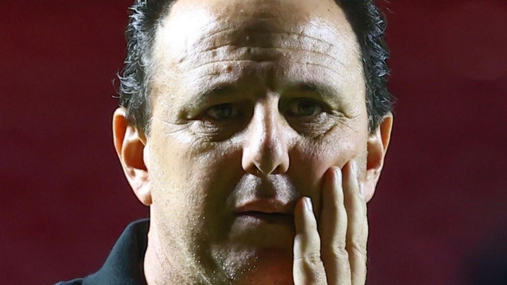 Rogério Ceni tem tido problemas para escalar o São Paulo (Foto: Marcello Zambrana/AGIF)