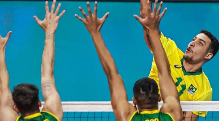 Wander Roberto/Inovafoto/CBV/ Vôlei | Brasil estreia na Liga das Nações masculina com vitória tranquila sobre a fraca seleção da Austrália.