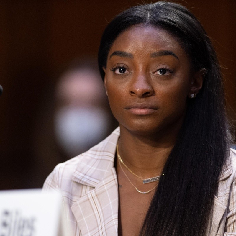 Simone Biles y sus compañeras iniciaron una demanda millonaria contra el FBI