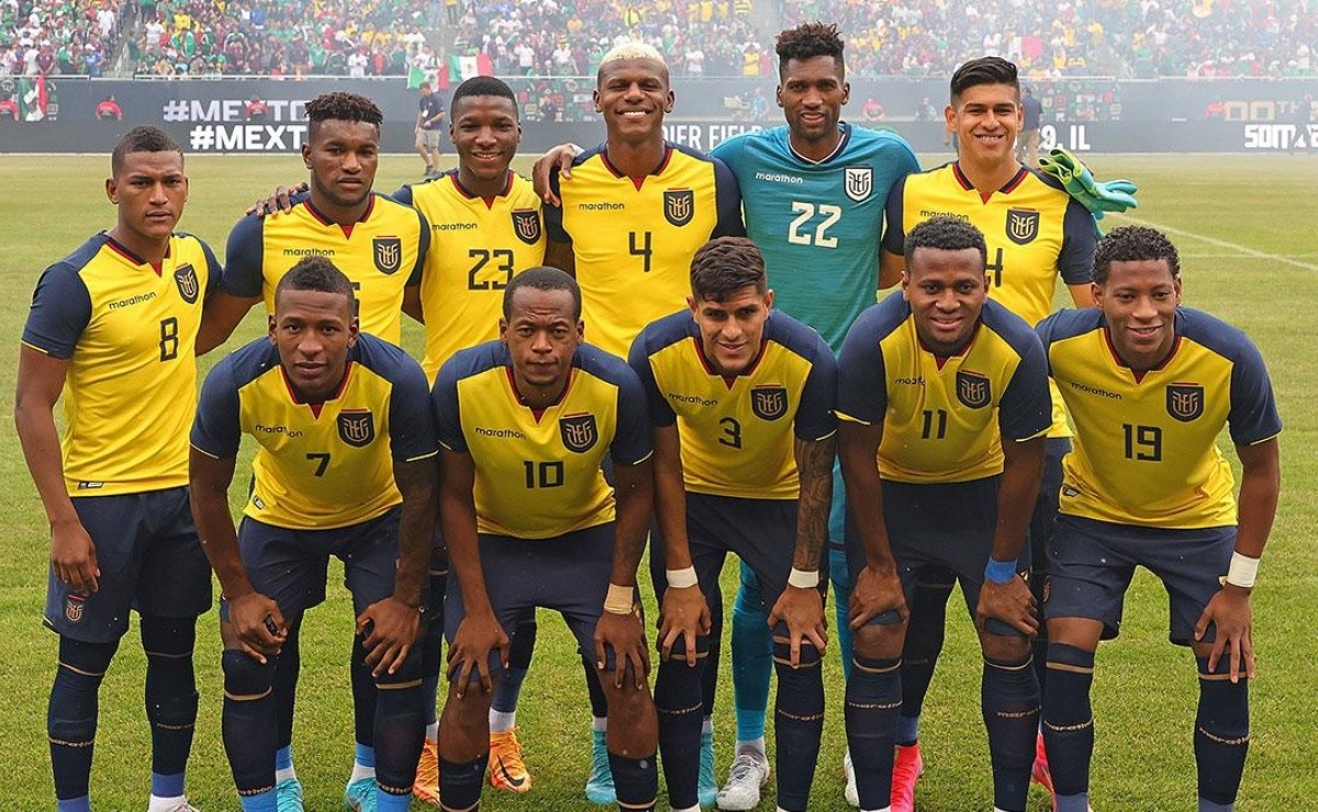 La reacción de los jugadores de Ecuador con Byron Castillo tras