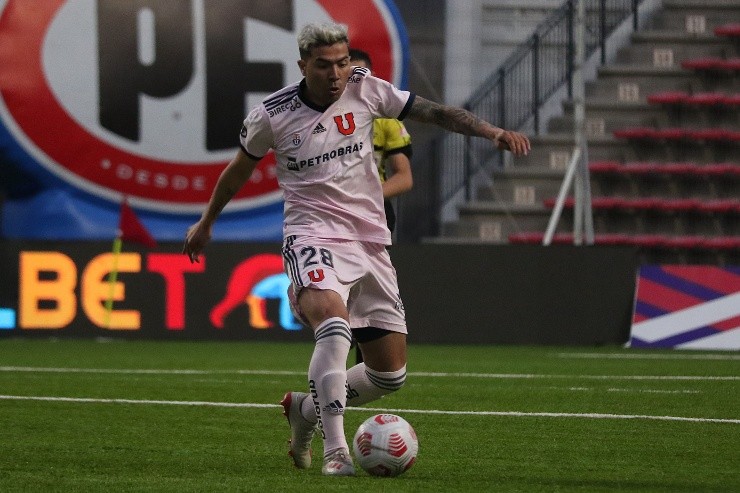 Nahuel Luján regresa a su país | Foto: Agencia Uno Nahuel Luján regresa a su país | Foto: Agencia Uno