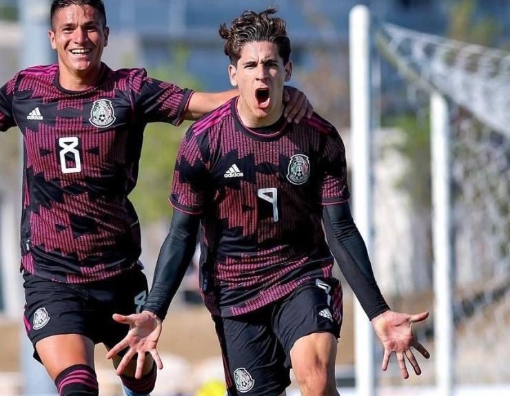 Muñoz festejó ante Colombia. Créditos: @miseleccionmx