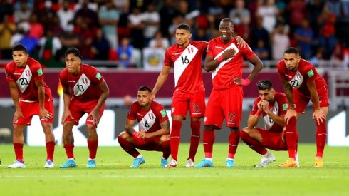 Celebró la clasificación de la Selección Peruana ante Australia, pero terminó siendo la peor mufa del mundo y nos quedamos fuera de Qatar 2022. (Foto: Getty Images)