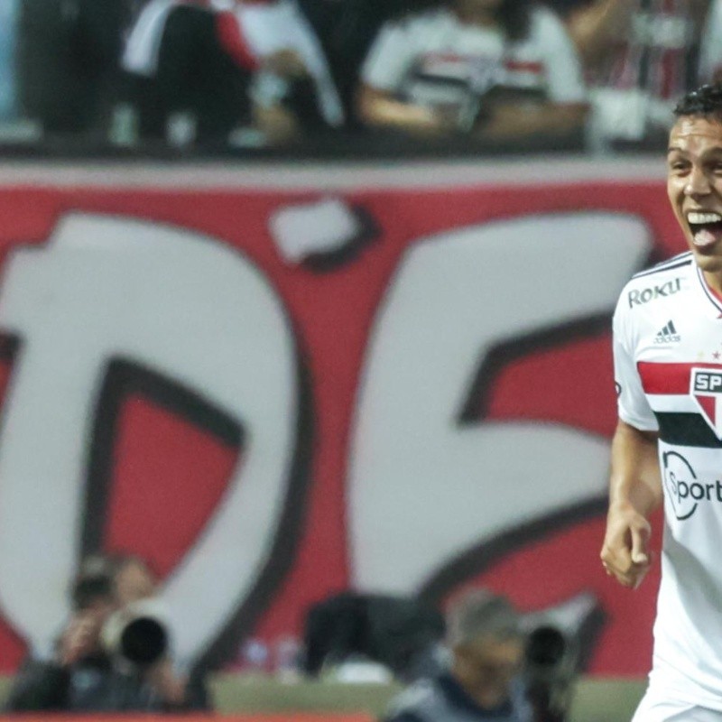 NA HISTÓRIA! Após vitória do São Paulo, Igor Vinícius ultrapassa ídolo em marca no Tricolor