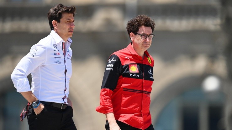 Red Bull lo disfruta: la amenaza de Toto para Ferrari