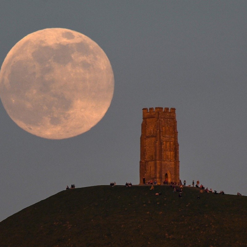 Super Luna Fresa: ¿Qué es y a qué hora ver en Latinoamérica?