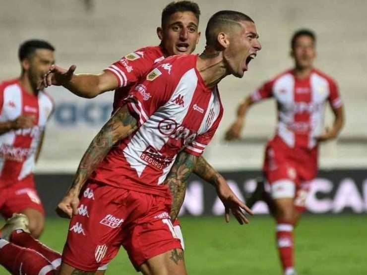 Peñailillo solo estaría esperando el OK del DT de la U | Foto: Archivo 