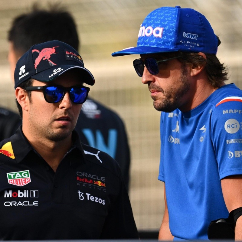 Rival de Checo en 2023: Fernando Alonso tendría definida su escudería