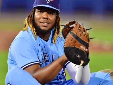 Vladimir Guerrero Jr shares the same stats with his dad after 403 MLB games