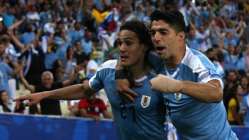 Edinson Cavani y Luis Suárez con la Selección Uruguaya.