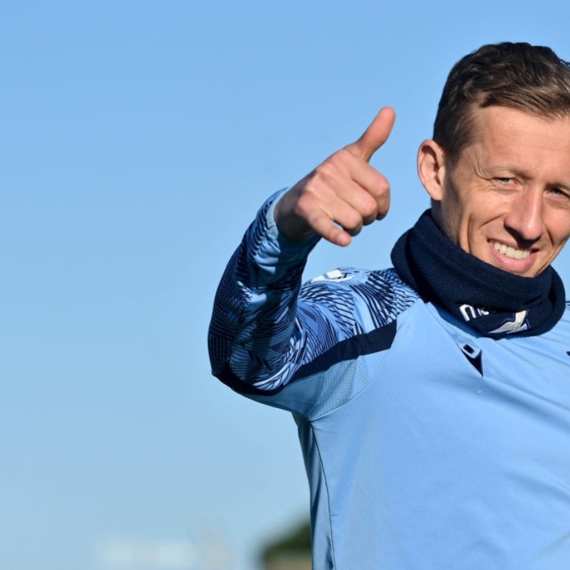 Grêmio 'bate os números' e salários + luvas de Lucas Leiva vazam; veja matéria