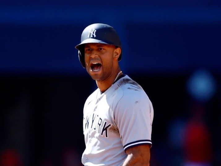 Aaron Hicks  Bio-net worth, salary, career, married, affair