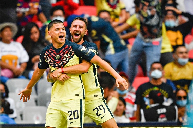 América lleva cuatro partidos sin vencer a Pumas. Créditos: Imago7