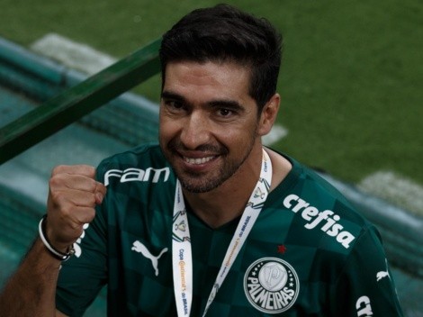"É craque"; Abel faz contagem regressiva para 'receber' outro camisa 9 no Palmeiras