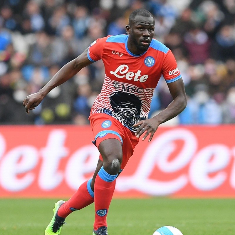 Koulibaly se aleja de Barcelona: "Haremos todo para ganar el Scudetto"