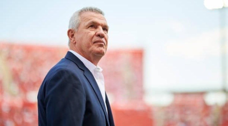 MALLORCA, SPAIN - MAY 07: Javier Aguirre of RCD Mallorca looks on prior to the La Liga Santader match between RCD Mallorca and Granada CF at Estadio de Son Moix on May 07, 2022 in Mallorca, Spain. (Photo by Cristian Trujillo/Quality Sport Images/Getty Images)