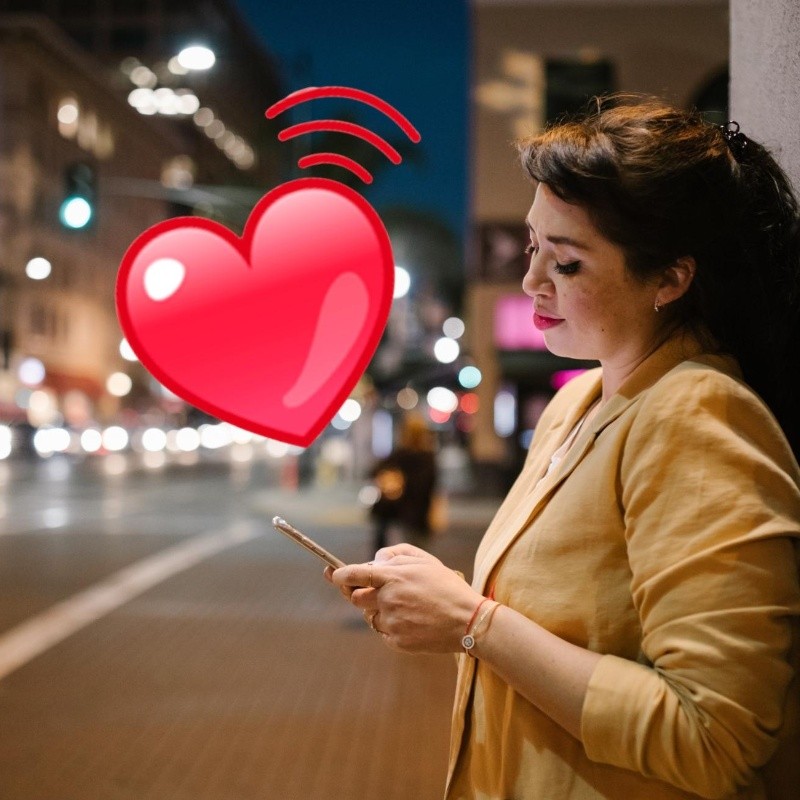 WhatsApp estrena emojis animados de corazones