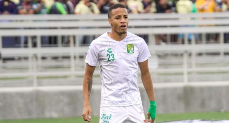 Byron Castillo defiende la camiseta del León | Foto: León México 
