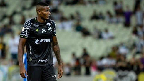 Cléber tem contrato com o Ceará até dezembro de 2024 - Foto: Pedro Chaves/AGIF