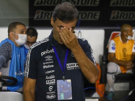 "Fez uma falta inútil"; Web não aceita atitude de jogador de Bustos, que fica fora contra Flamengo