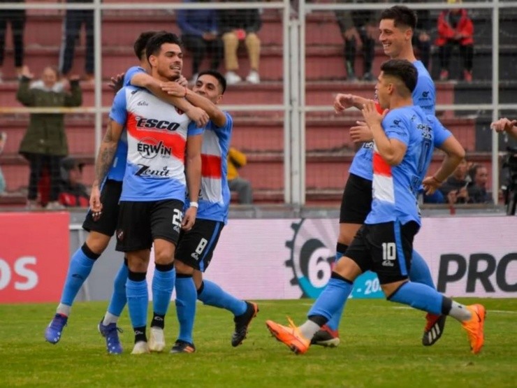 Axel Rodríguez fue la gran figura del encuentro | Foto: Patronato 