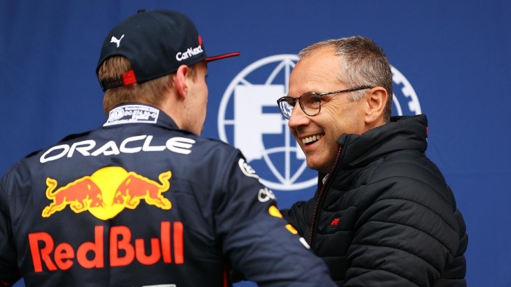 Stefano Domenicali advierte a Red Bull.