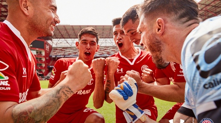 Nueva playera para los Diablos Rojos (@TolucaFC)