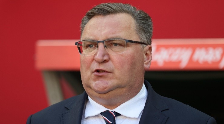 Czeslaw Michniewicz, polémico entrenador de Polonia. (Getty Images)