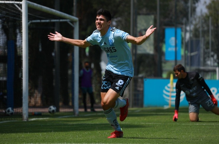 Leo Flores Apertura 2021