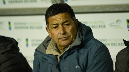 Mortero Aravena le cayó fuerte a la UC tras caída en Copa Sudamericana.