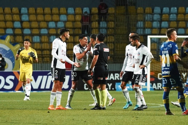 Pavez no entiende su expulsión | Foto: Guillermo Salazar Pavez no entiende su expulsión | Foto: Guillermo Salazar